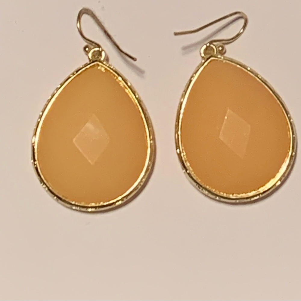 Gorgeous Gold and Peach Teardrop Earrings